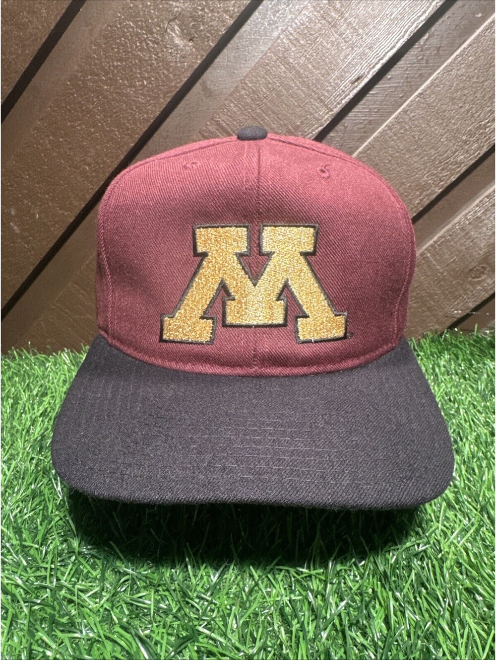 VTG Rare 90s Yupoong Minnesota Golden Gophers Snapback Hat Two Tone Serge Cap